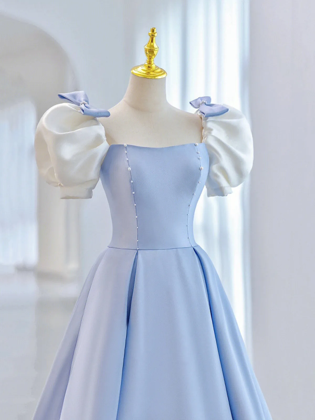 Blue Short Sleeve Saitn Formal Evening Dress Cute A-Line Junior Prom Dress