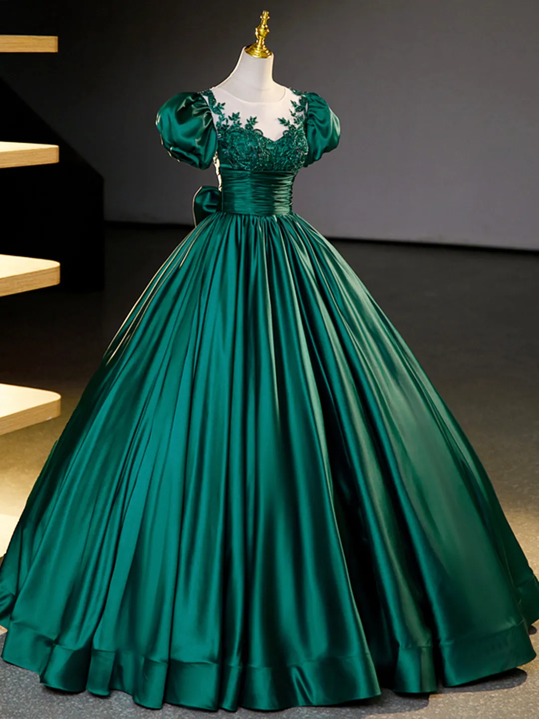 Green Satin Lace Floor Length Formal Dress Short Sleeve A-Line Evening Dress