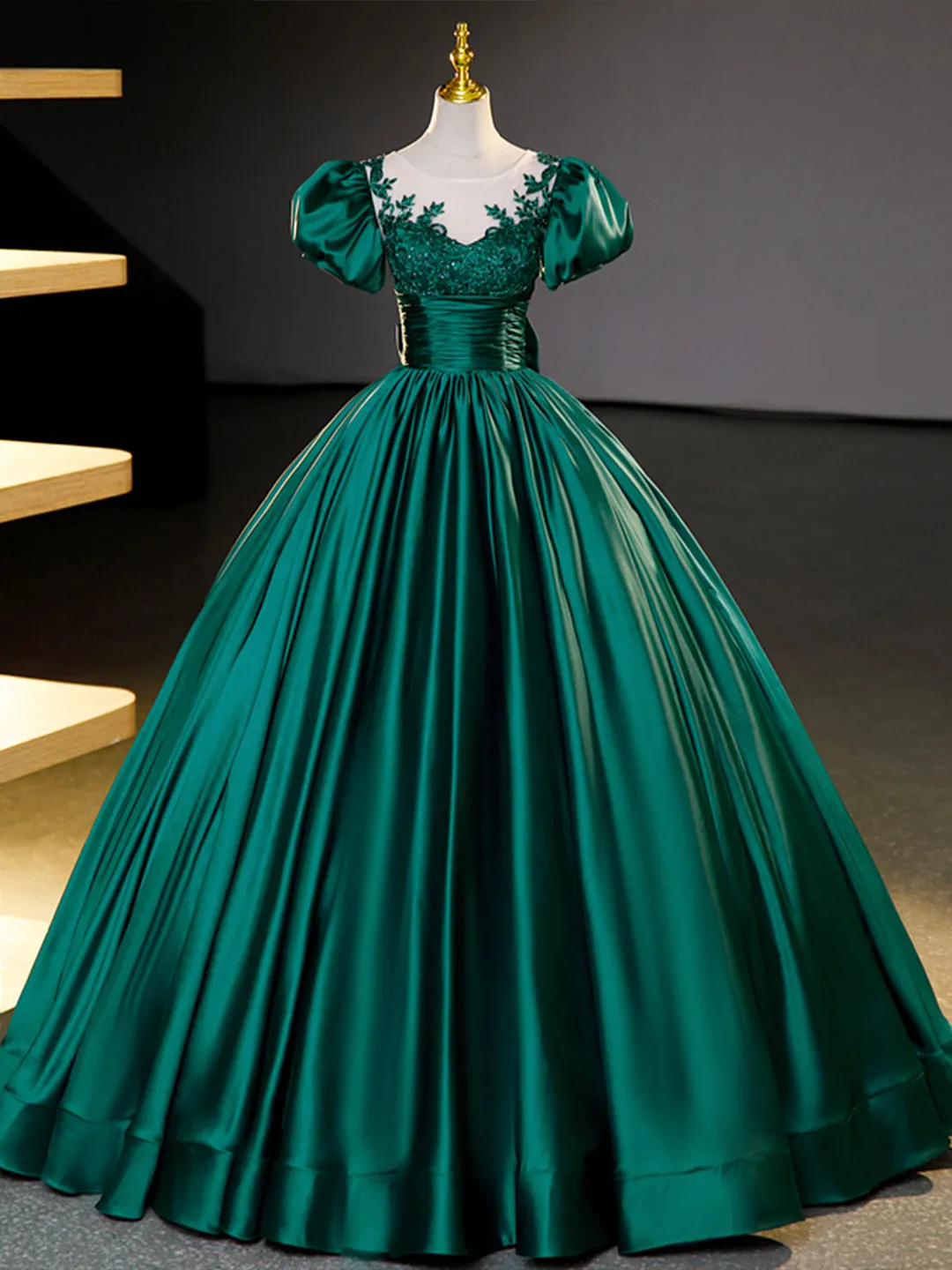 Green Satin Lace Floor Length Formal Dress Short Sleeve A-Line Evening Dress