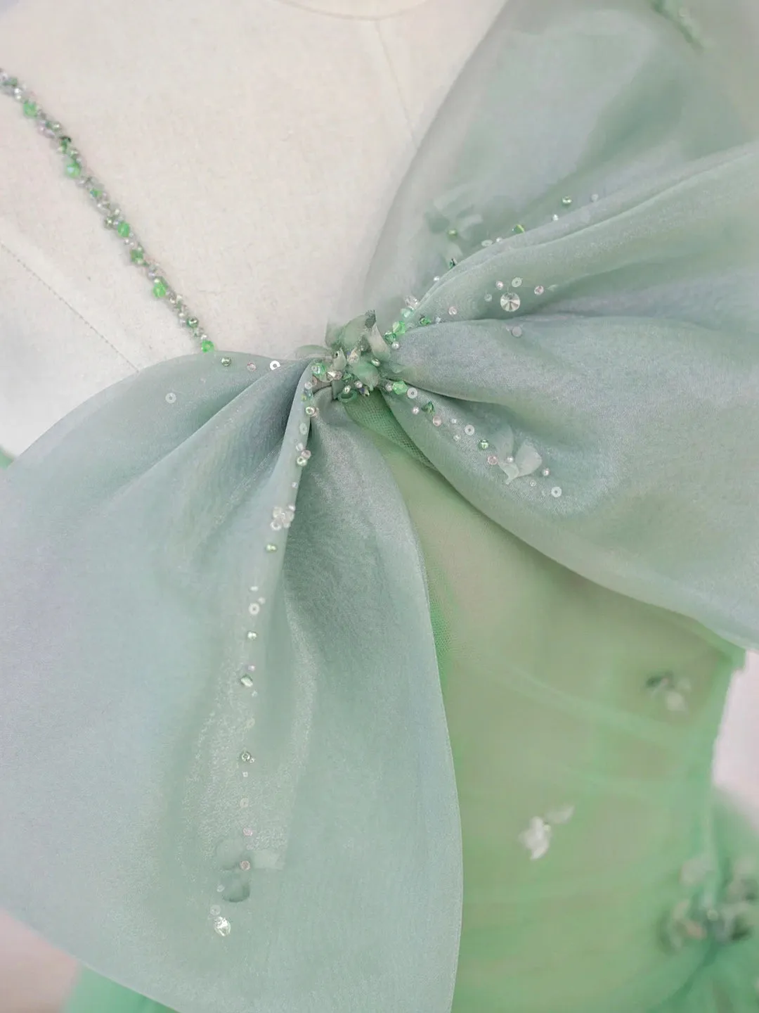 Green Tulle Short Prom Dress A-Line Evening Dress with Bow