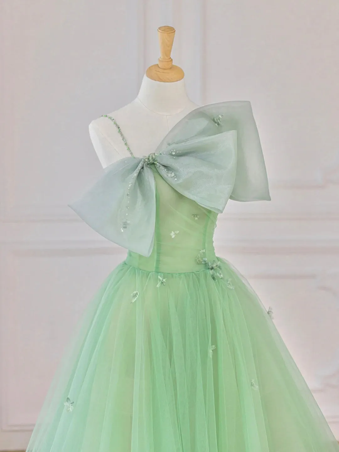 Green Tulle Short Prom Dress A-Line Evening Dress with Bow