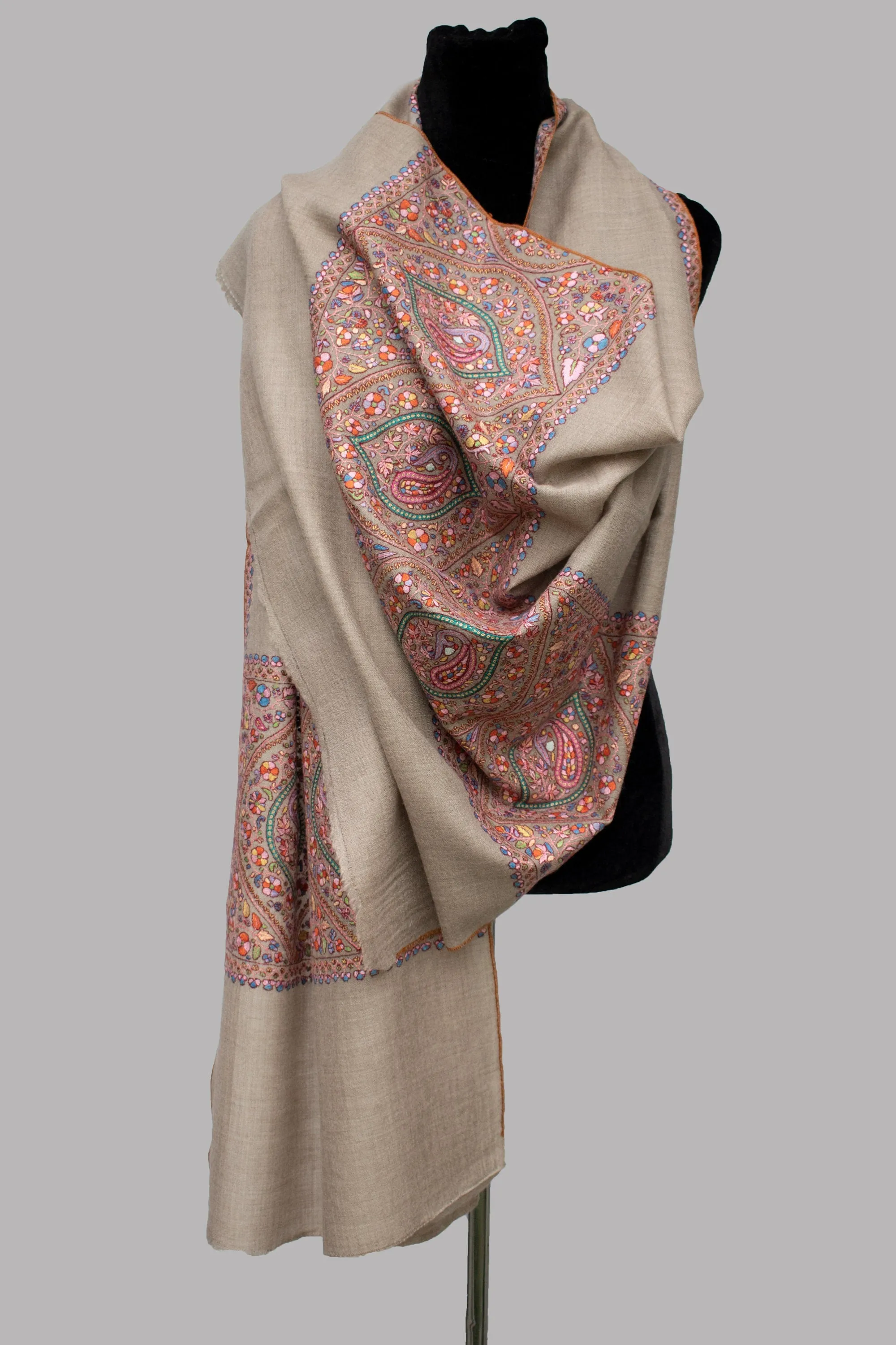 Palla Hand Sozni Pure Pashmina/Cashmere Scarf, Handwoven on Hand loom & Hand Embroided in Kashmir, Luxury, Masterpiece.